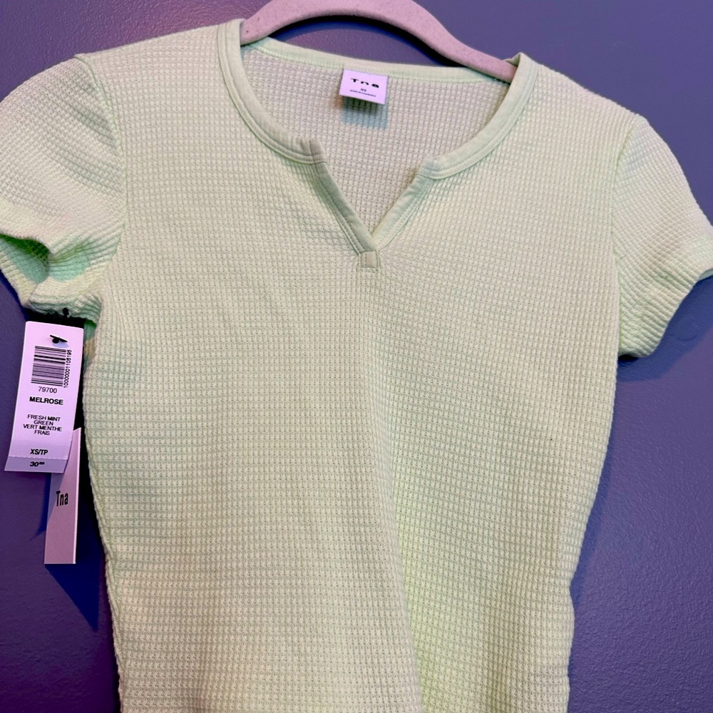 Aritzia- Brand new, Melrose, TNA Thermal Notch T-shirt. Size XS.